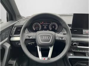 Audi Q5 S line 50 TFSI e quattro S tronic Audi Q5 S line 50 TFSI e quattro S tronic