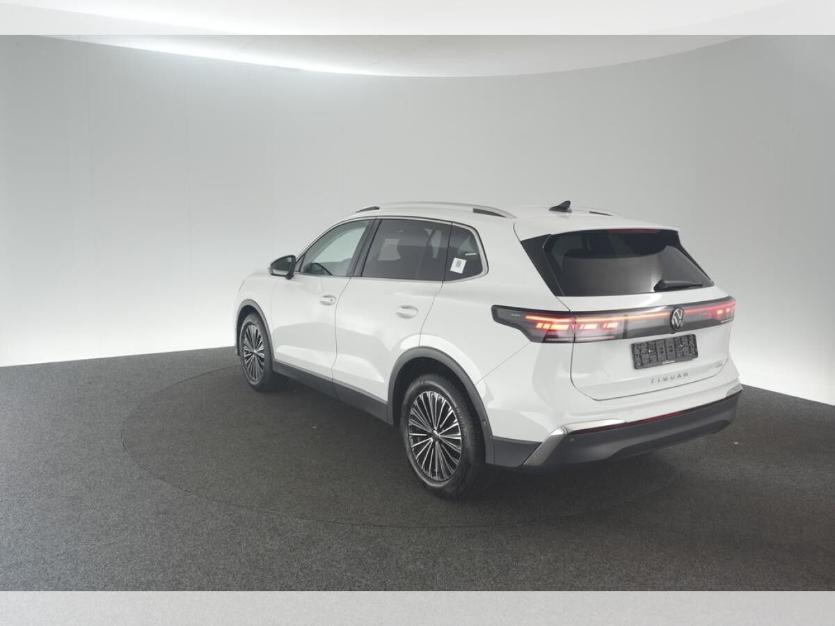 Volkswagen Tiguan 1.5 eTSI DSG Elegance / SOFORT VERFÜGBAR !