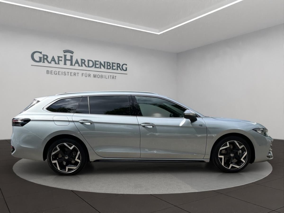 Volkswagen Passat Variant 2.0 TSI R-Line / SOFORT VERFÜGBAR !