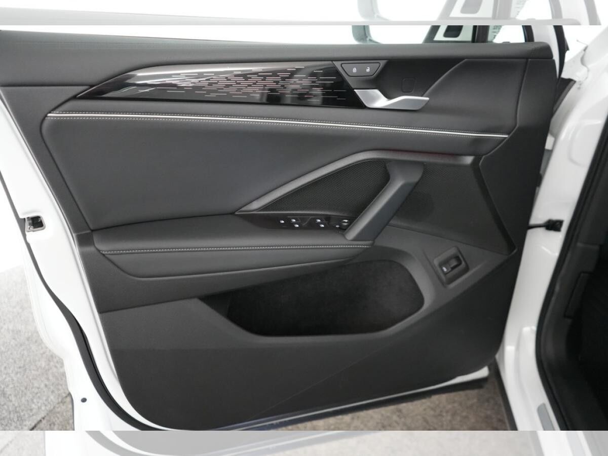 Volkswagen Tiguan 1.5 eTSI DSG Elegance / SOFORT VERFÜGBAR !