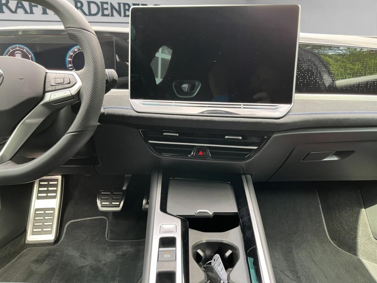 Volkswagen Passat Variant 2.0 TSI R-Line / SOFORT VERFÜGBAR !