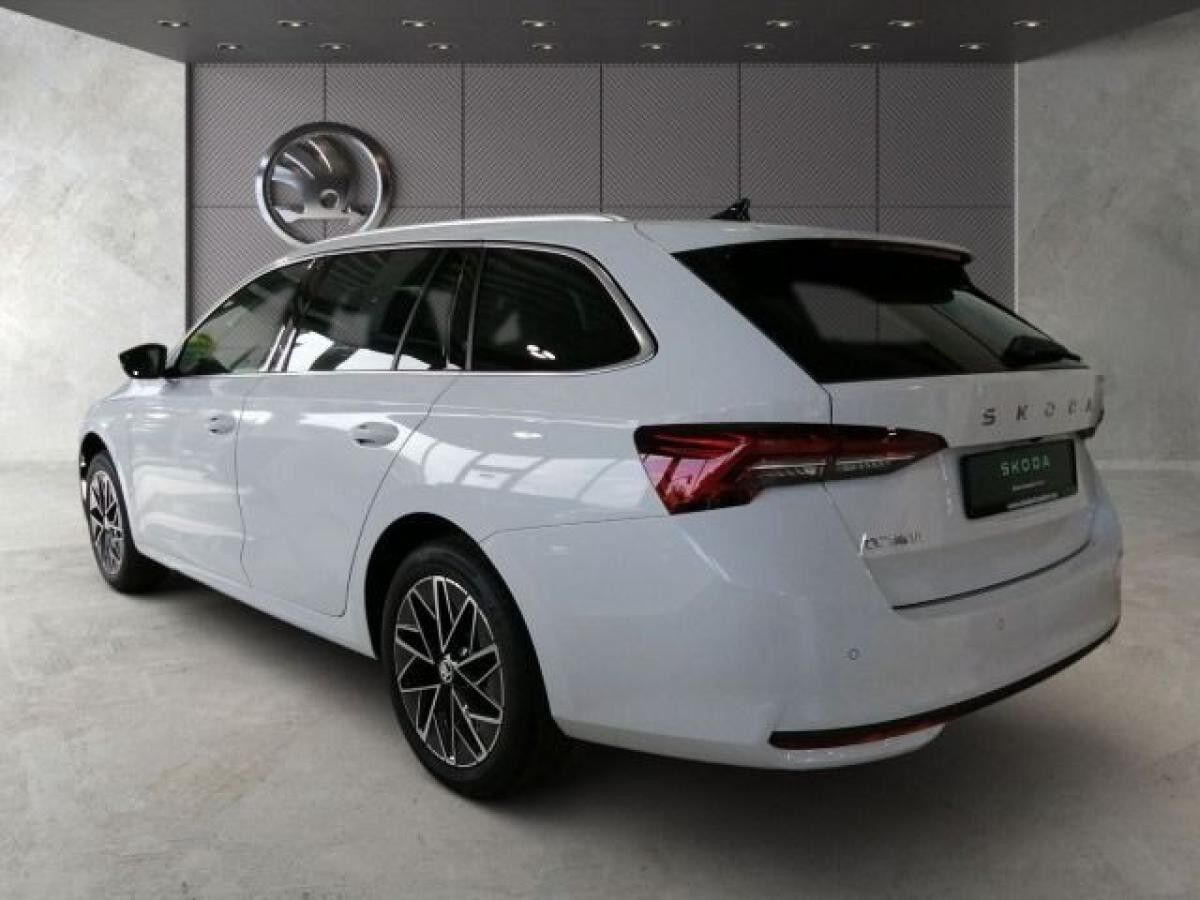 Skoda Octavia Combi Selection 1,5 TSI mHEV 7-Gang-DSG