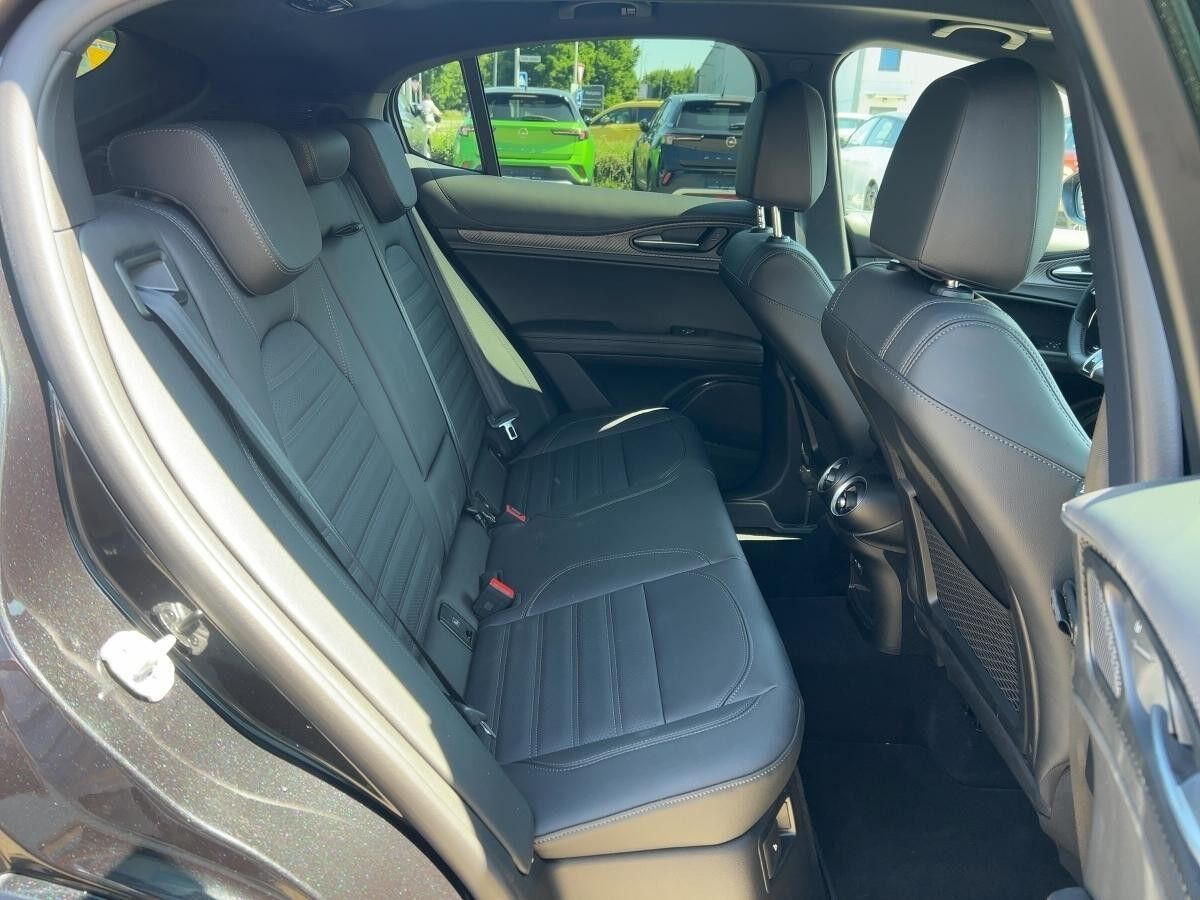 Alfa Romeo Stelvio Quadrifoglio MY24 2.9 - Schaltwippen *Sofort Verfügbar*