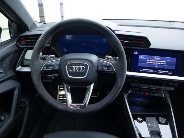 Audi RS3 Sportback 2.5 TFSI S-TRO*QUA*ACC*B&O*MATRIX