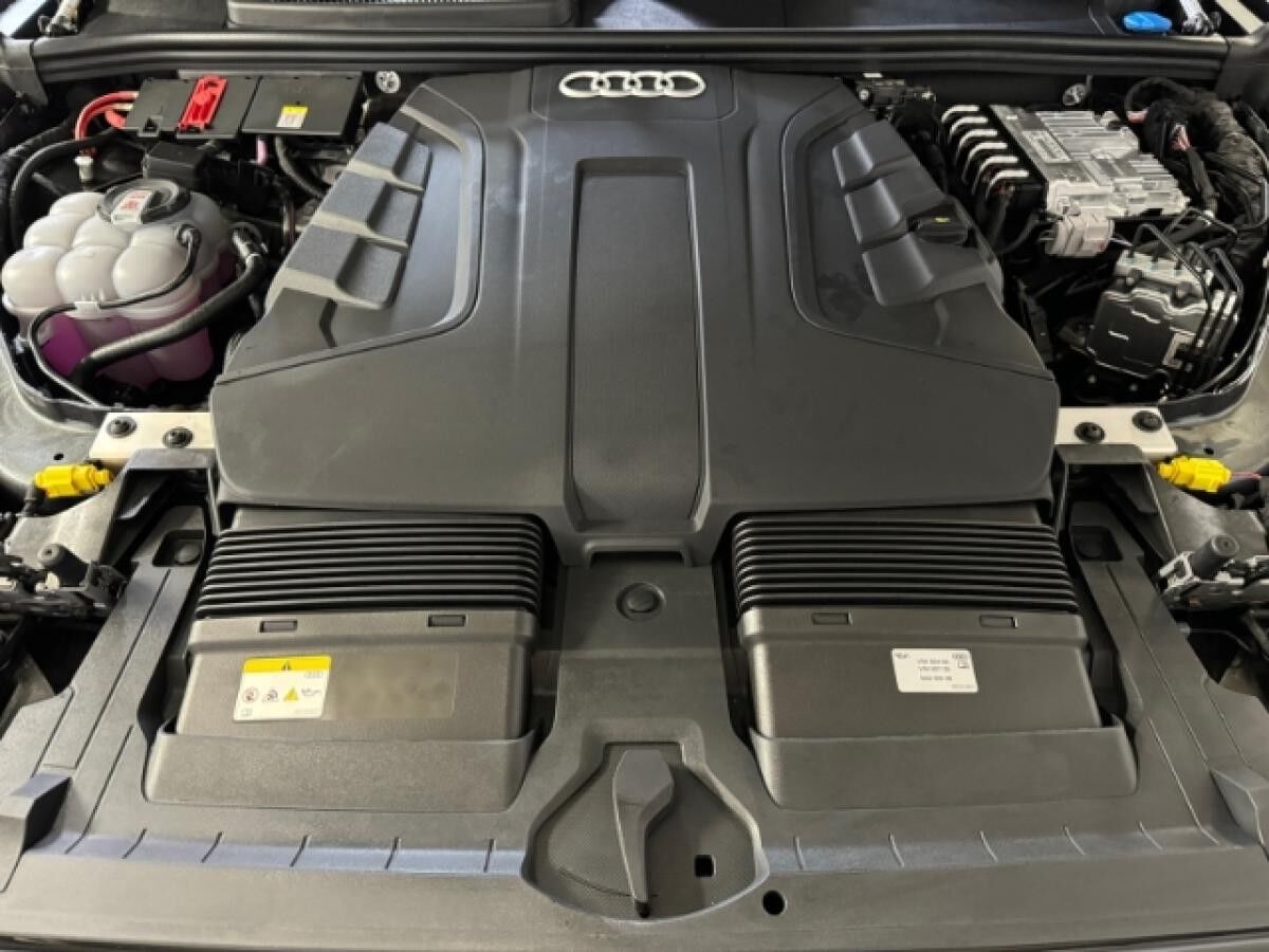 Audi Q7 50TDI S-LINE UPE 126.300€  HD MATRIX STANDHZG. ASSISTENZP.+ B&O HUD AHK MEMORY SITZBELÜFTUNG