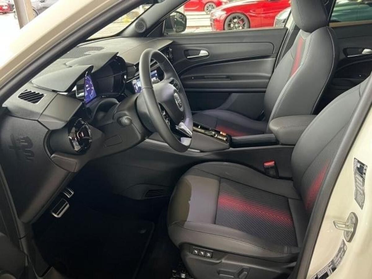 Alfa Romeo Junior Elettrica Speziale - Navi Kamera *Sofort Verfügbar*