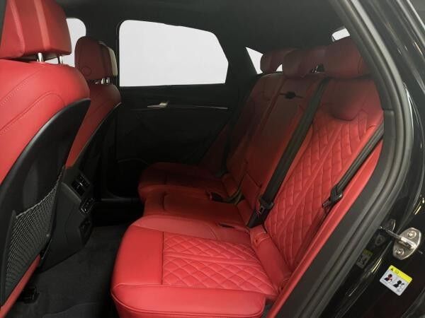 Audi SQ5 Sportback Business, Assistenzpakete, B&O Sound, Leder rot