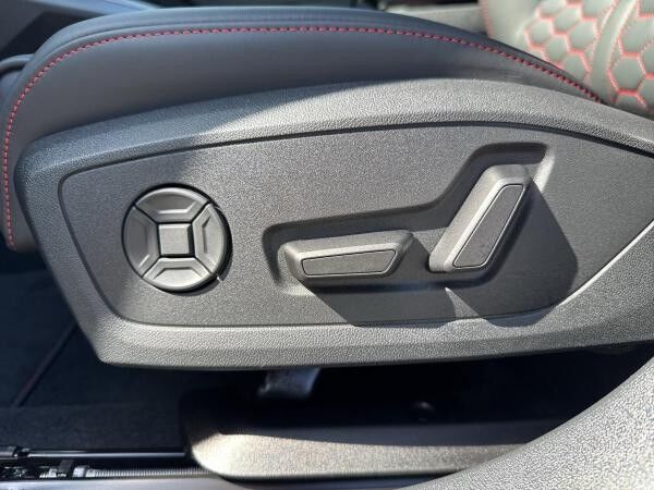 Audi RS3 RS 3 Sportback S tr. Matrix PANO HUD RS-Abgas