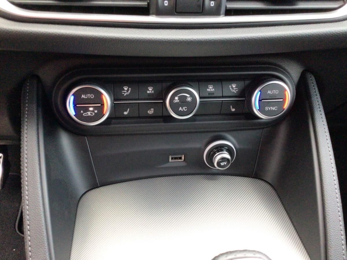 Alfa Romeo Stelvio MY24 Veloce 2.0 - Navi Kamera *Sofort Verfügbar*