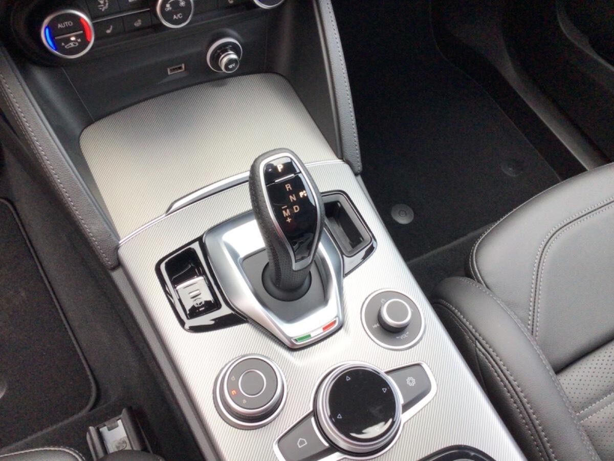 Alfa Romeo Stelvio MY24 Veloce 2.0 - Navi Kamera *Sofort Verfügbar*