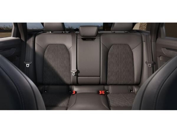 Audi A6 quattro, Interieur S mit Sportsitzen, AHK, MMI experience pro, Tech plus