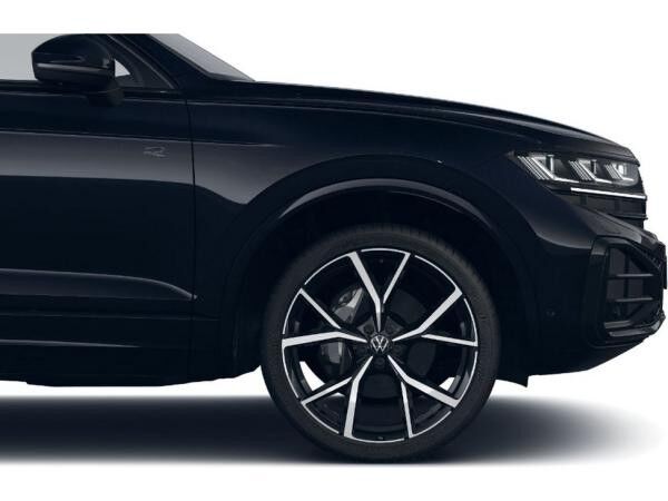 Volkswagen Touareg R-Line 3,0 l V6 TDI UPE 115.475,- incl. Überführ