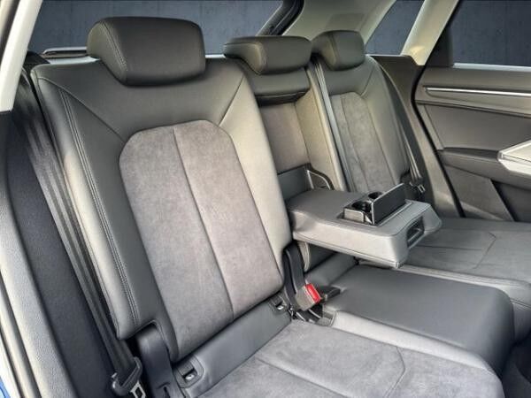 Audi Q3 S line 45 TFSIe LED/ACC/Nav/sound/ASI/Busines
