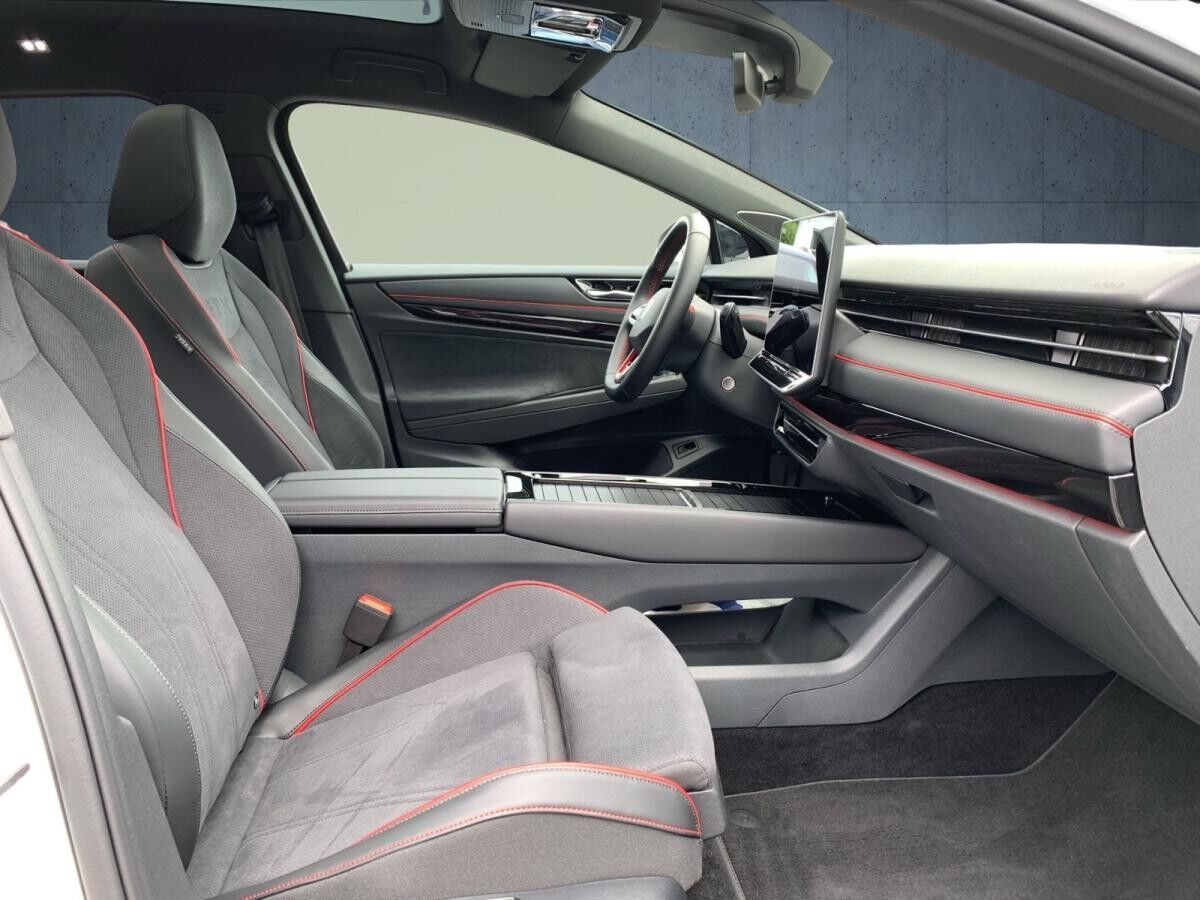 Volkswagen ID.7 GTX AHK/Pano/360/H&K/20''/Assist/Plus/EasyO