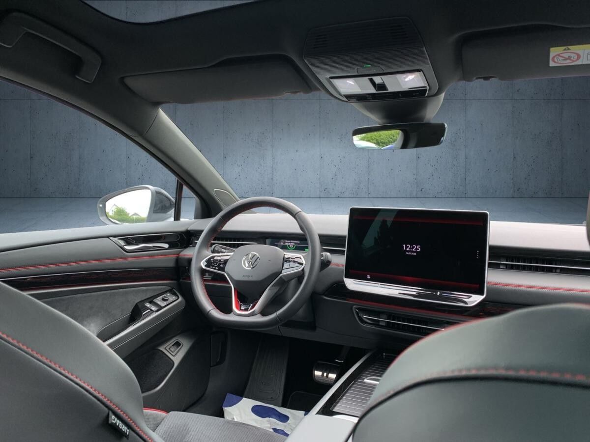 Volkswagen ID.7 GTX AHK/Pano/360/H&K/20''/Assist/Plus/EasyO