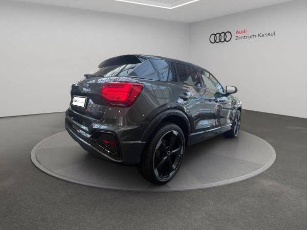 Audi Q2 S line 35 TDI qu. Matrix AHK Navi Teilleder