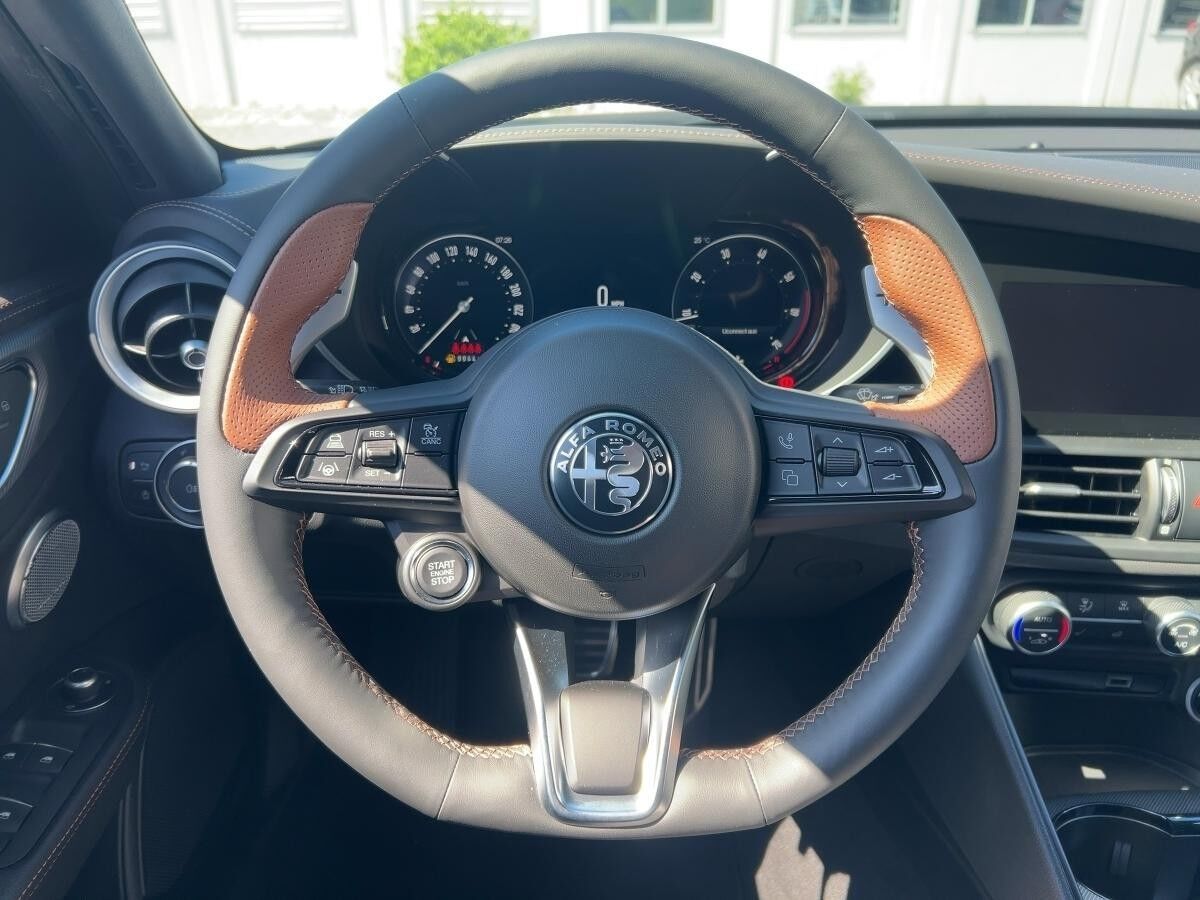 Alfa Romeo Giulia MY24 Intensa 2.0 - Panoramadach *Sofort Verfügbar*