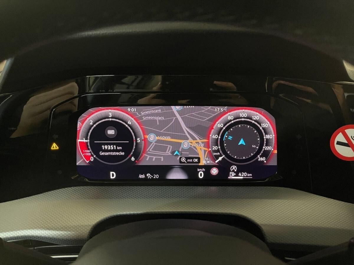 Volkswagen Golf VIII Variant 2.0 TDI Goal AHK Matrix Navi ACC