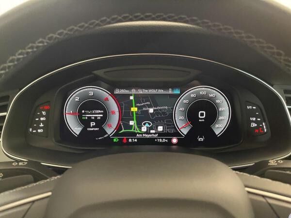 Audi Q8 50 TDI qu. S line AHK Pano HD Matrix LM 22" Navi ACC