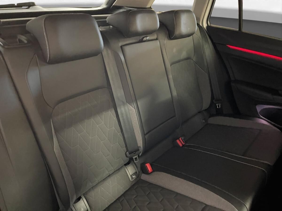 Volkswagen Golf VIII Variant 2.0 TDI Goal AHK Matrix Navi ACC