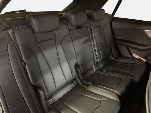 Audi Q8 50 TDI qu. S line AHK Pano HD Matrix LM 22" Navi ACC
