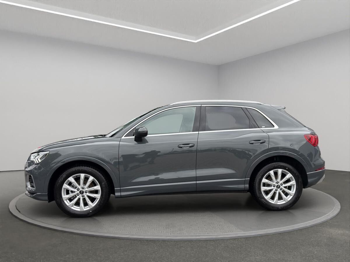 Audi Q3 advanced 35 TFSI S tronic+AHK+PANO+360°