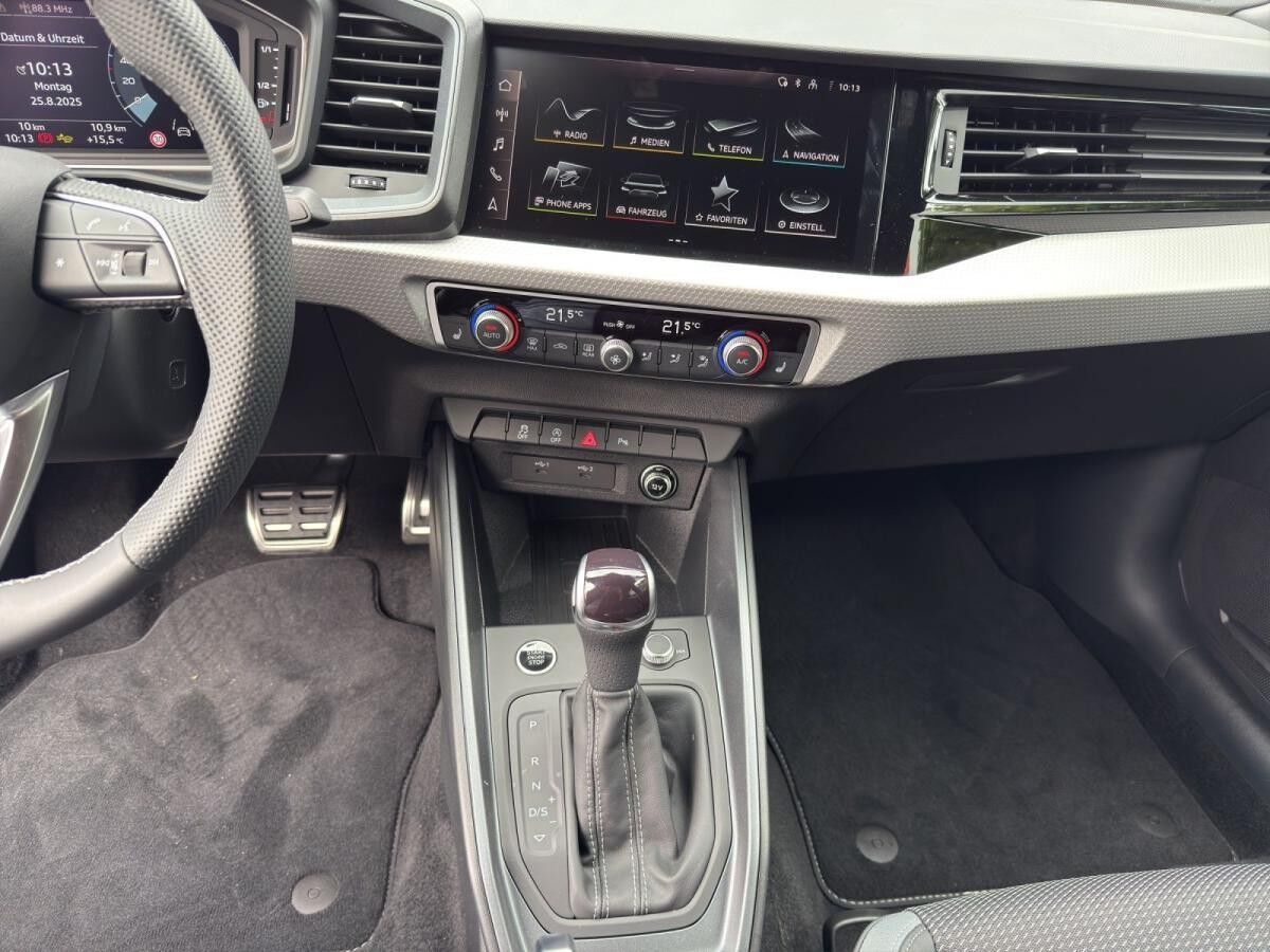 Audi A1 allstreet 30 TFSI S tronic s-line LED+Sitzh.