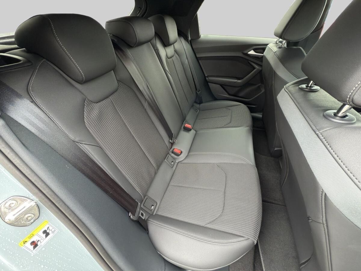 Audi A1 allstreet 30 TFSI S tronic s-line LED+Sitzh.