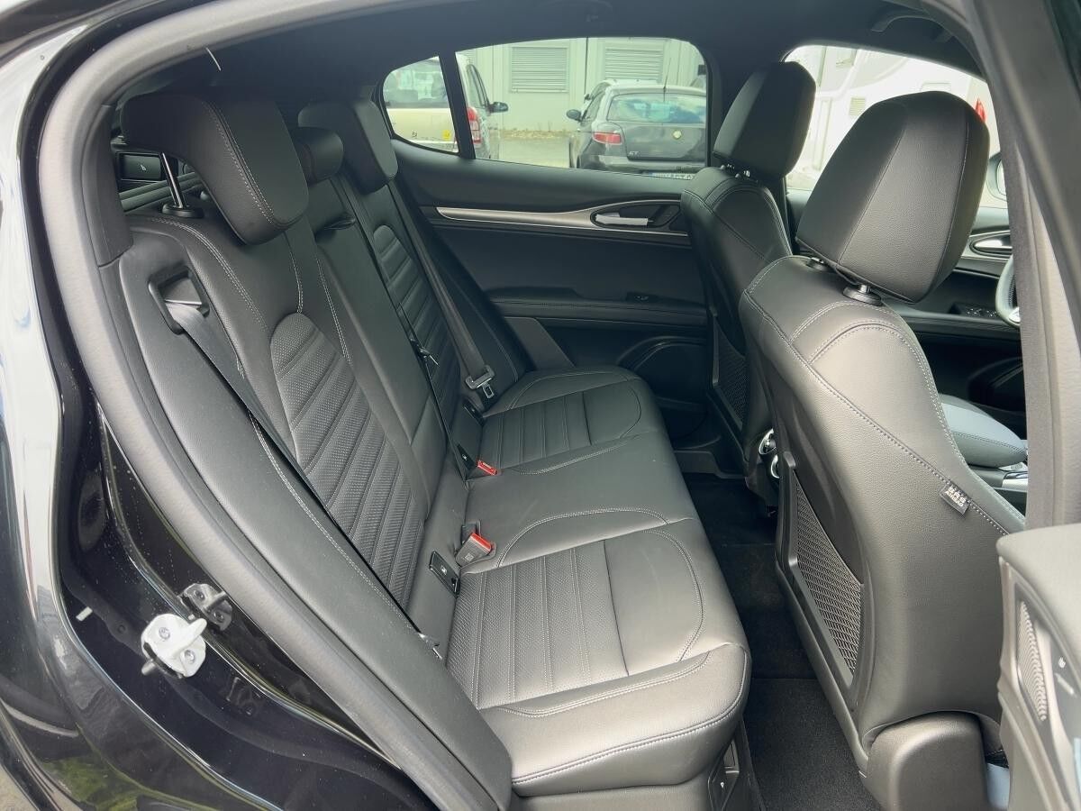 Alfa Romeo Giulia MY24 Sprint Veloce 2.2 -  Anhängerkupplung *Sofort Verfügbar*