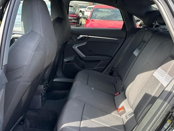 Audi A3 Limousine S line 35 TFSI S tronic MMI LED B&O