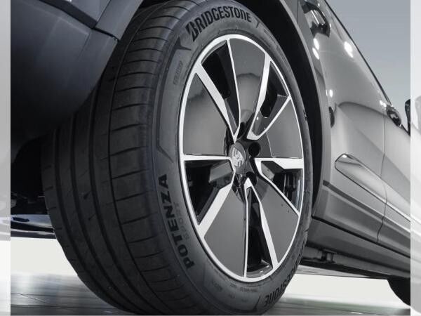 Porsche Macan Macan 4