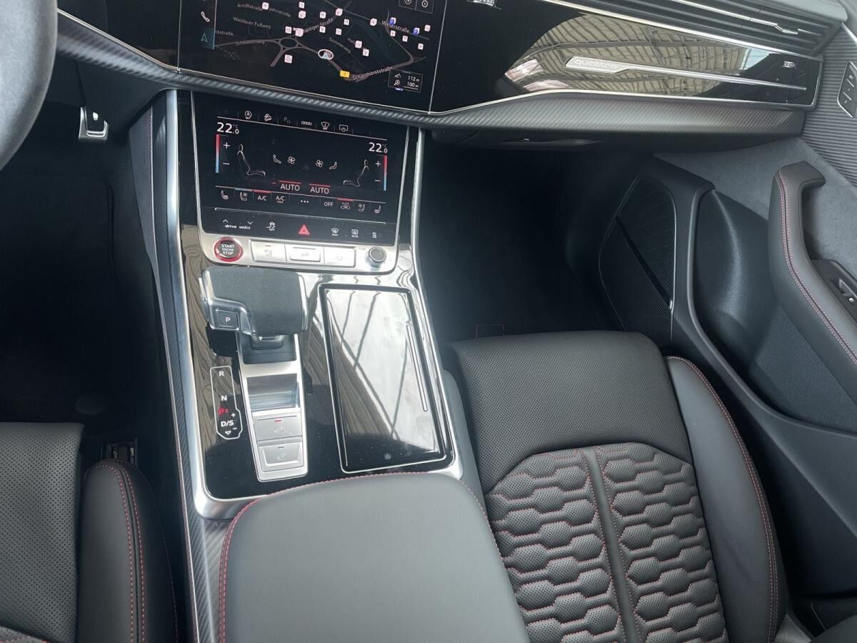 Audi RS Q8 SUV performance Matrix Keramik 360° Kam Audi RS Q8 SUV performance Matrix Keramik 360° Kam