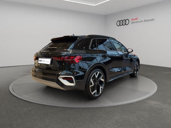 Audi A3 allstreet S line LED HuD Sonos Navi AHK 19"