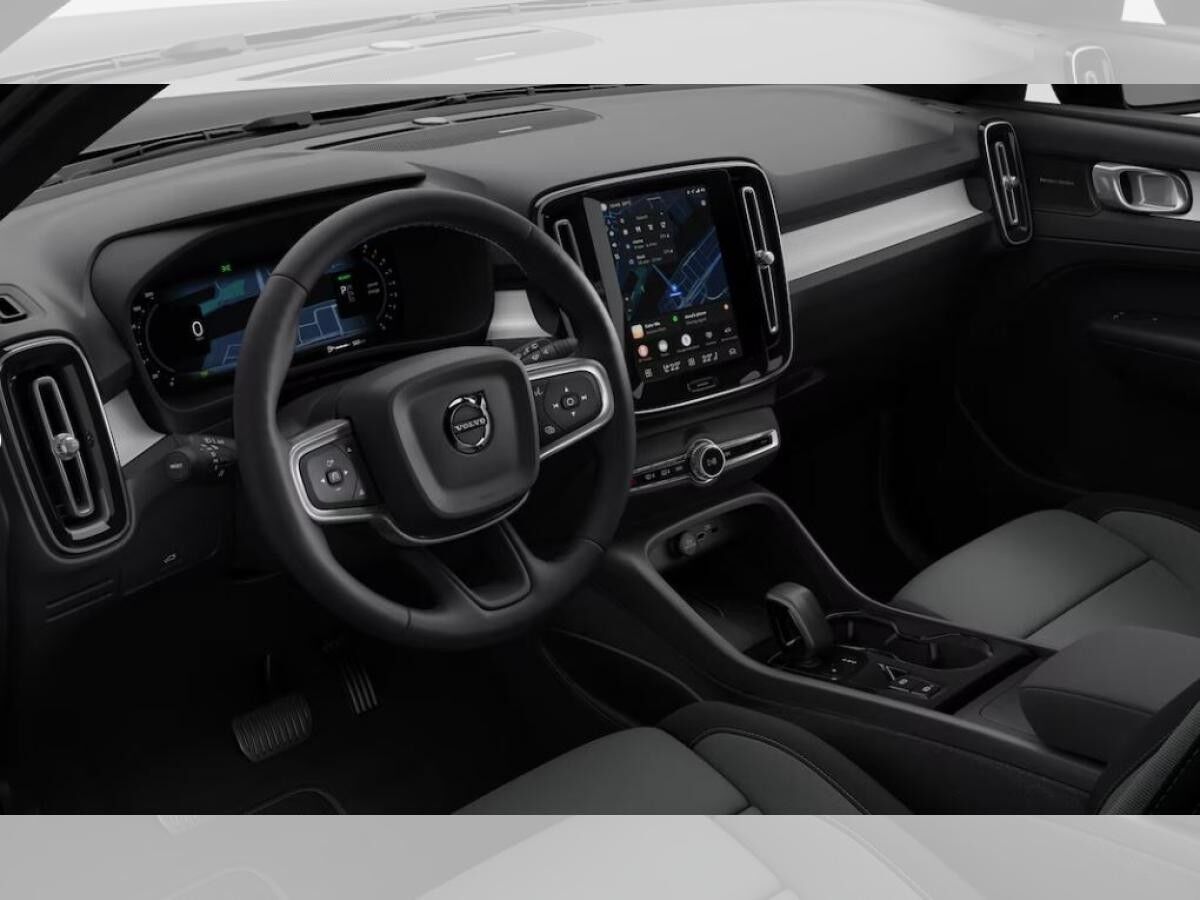 Volvo XC40 B3 Plus Black Edition