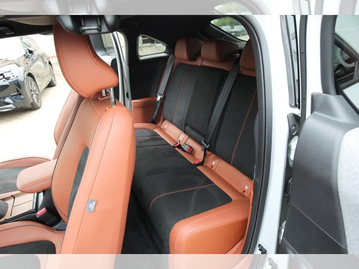 Mazda MX-30 R-EV e-SKYACTIV Aut. NAGISA ACC BOSE