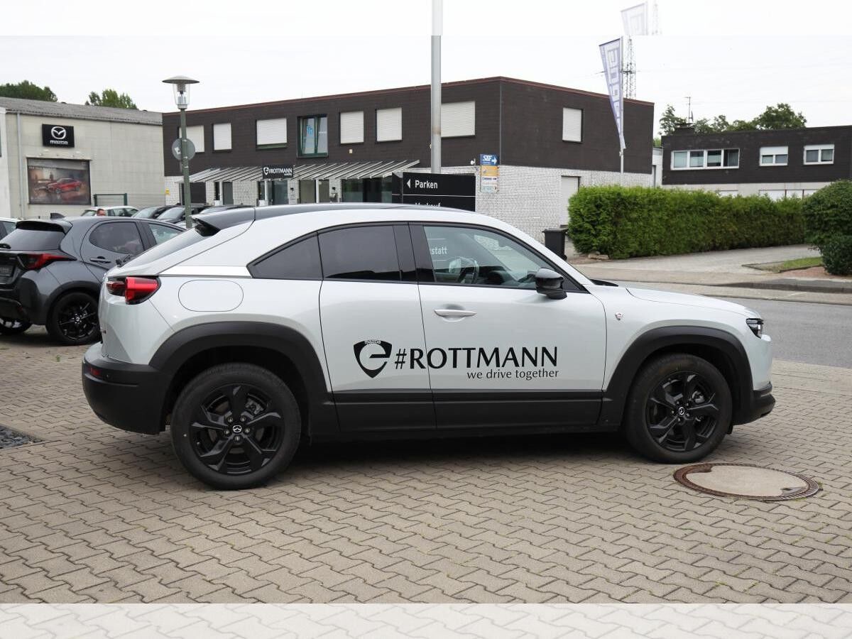 Mazda MX-30 R-EV e-SKYACTIV Aut. NAGISA ACC BOSE