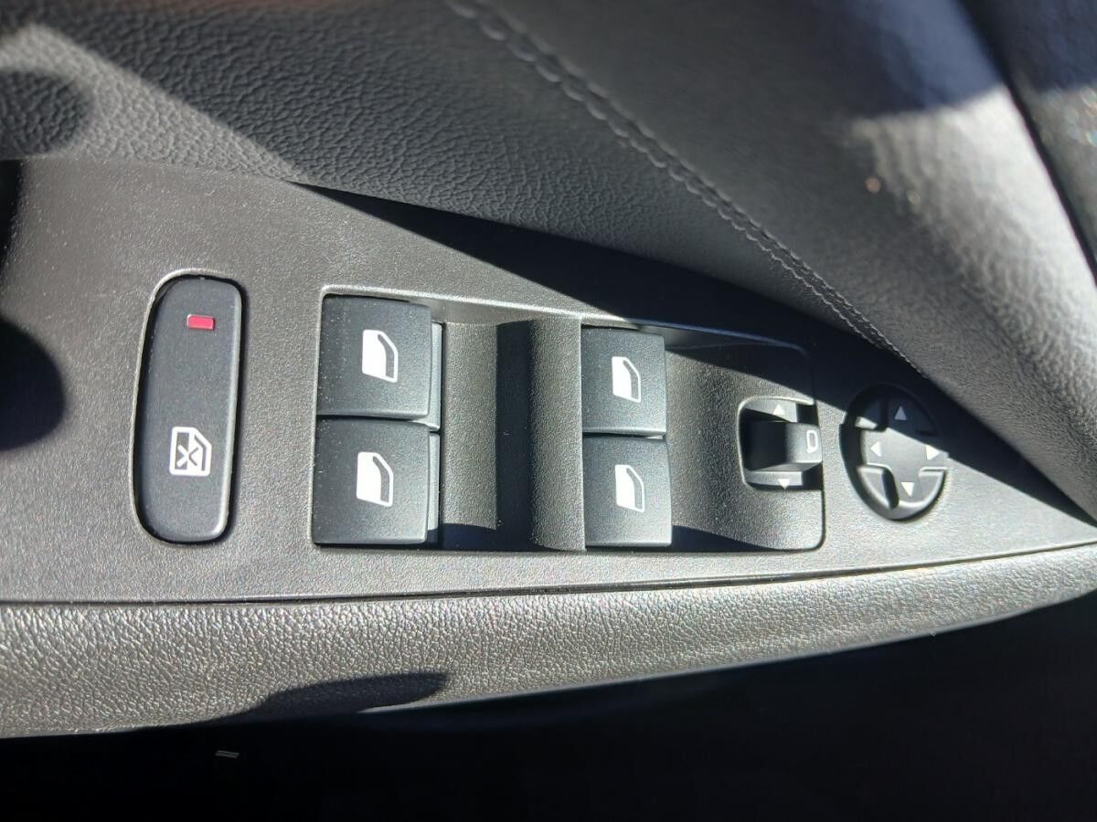 Opel Crossland 1.2T Fin. ab 2,99% Navi,Parkpilot