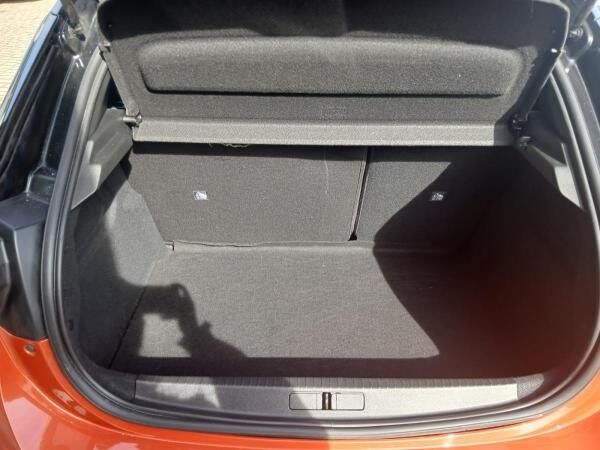 Opel Corsa F 1.2T Massagesitz,Lenkradheizung,Alcantara