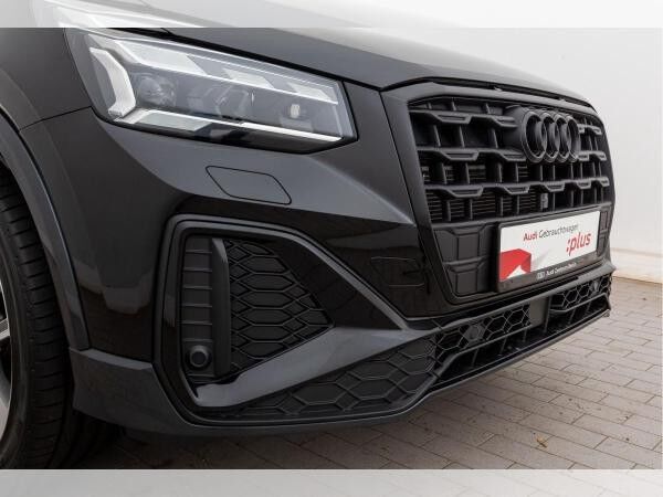 Audi Q2 S line 35 TFSI S tr. AHK MATRIX NAVI SONOS