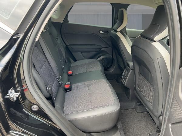 Renault Captur 1.3 TCe 140 Intens