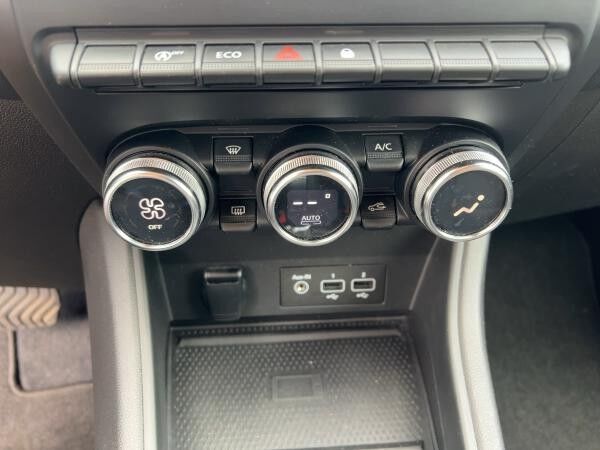 Renault Captur 1.3 TCe 140 Intens