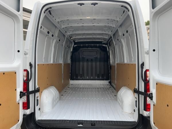 Renault Master 2.3 DCI 150 L3H2