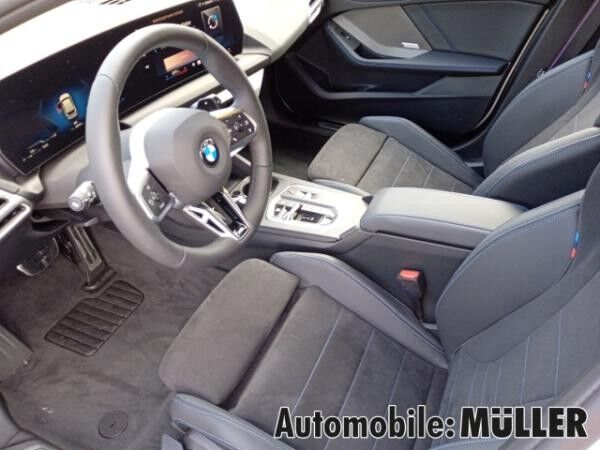 BMW 118 d M Sport EU6e Sportpaket AD AHK-abnehmbar Navi Digitales Cockpit Soundsystem HarmanKardon