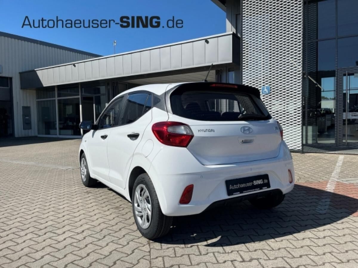 Hyundai i10 Klima Navi Tempomat LED Kamera Spurhalteass.
