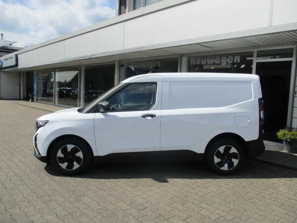 Ford Transit Courier Lager Ford Power Promise Aktion Holzboden+Kamera+WinterP+Wartung+Verschleiß Kostenlos