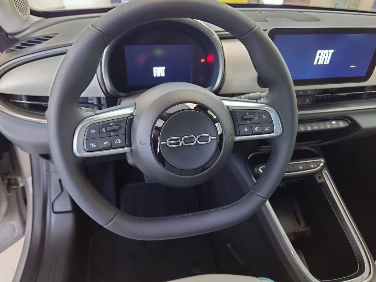 Fiat 600e 600e La Prima | inkl. Wallbox | Raum München/FFB/Augsburg | NUR Abholung vor Ort möglich!