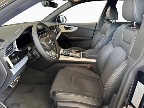 Audi Q8 TFSIe 55 AHK Matrix SLine Assistenzpaket Plus
