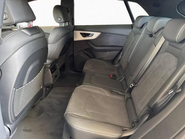 Audi Q8 TFSIe 55 AHK Matrix SLine Assistenzpaket Plus