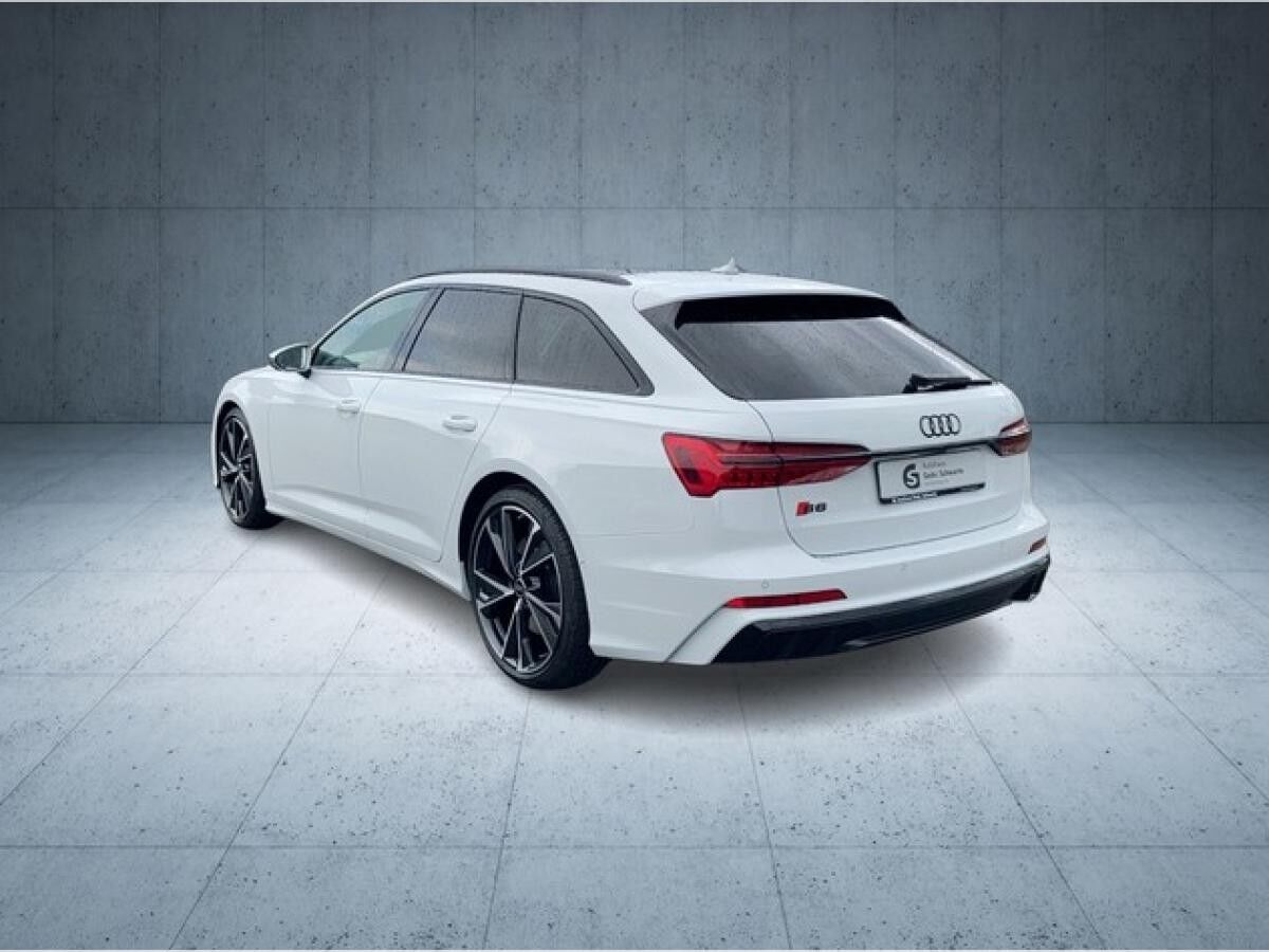 Audi S6 Avant