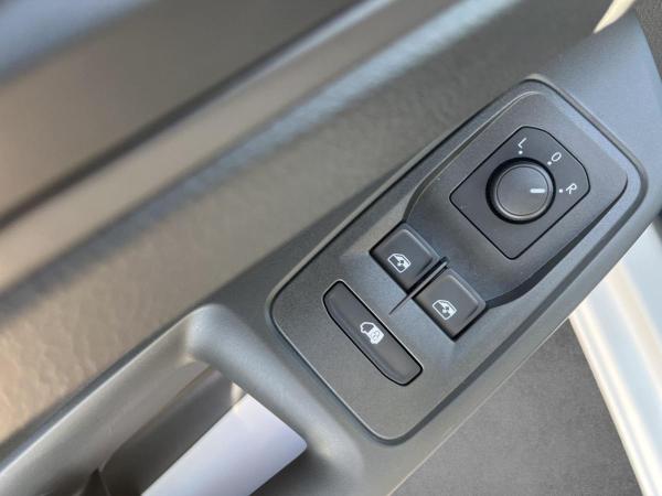 Volkswagen Caddy Maxi Cargo 2.0 TDI, CarPlay, AHK